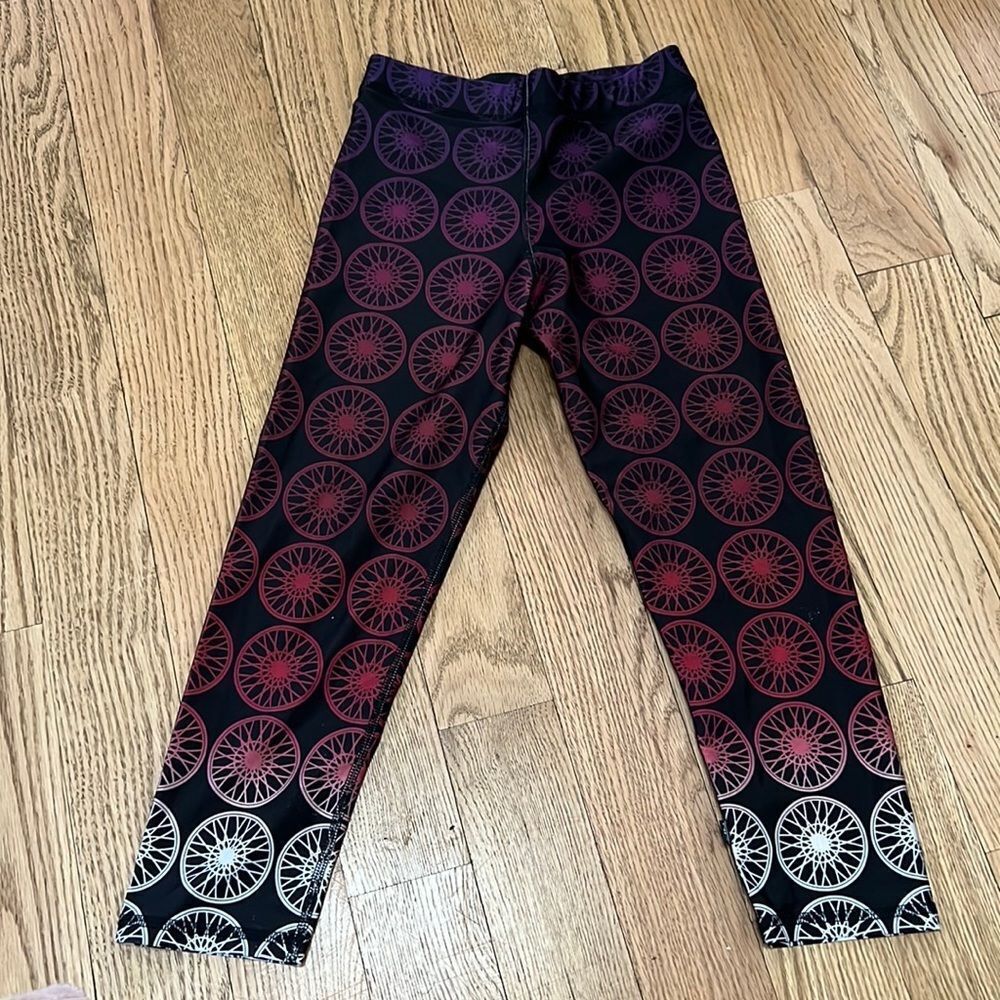 ZARA TEREZ FOR SOUL-CYCLE LOGO PRINTED LEGGINGS SIZE SMALL‎
